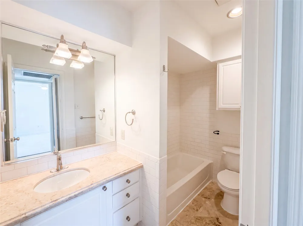 7734 Meadow Road #223 Dallas, TX 75230