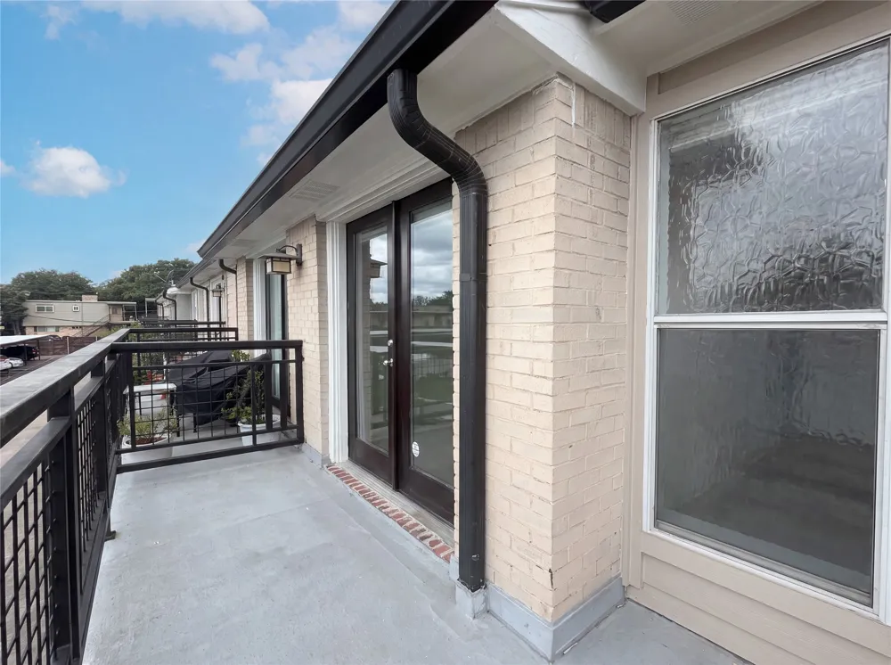 7734 Meadow Road #223 Dallas, TX 75230