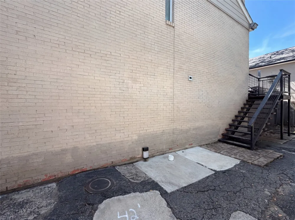 7734 Meadow Road #223 Dallas, TX 75230