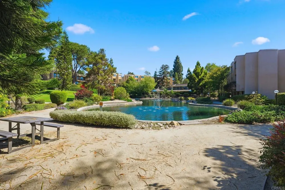 5700 Baltimore Drive #81 La Mesa, CA 91942