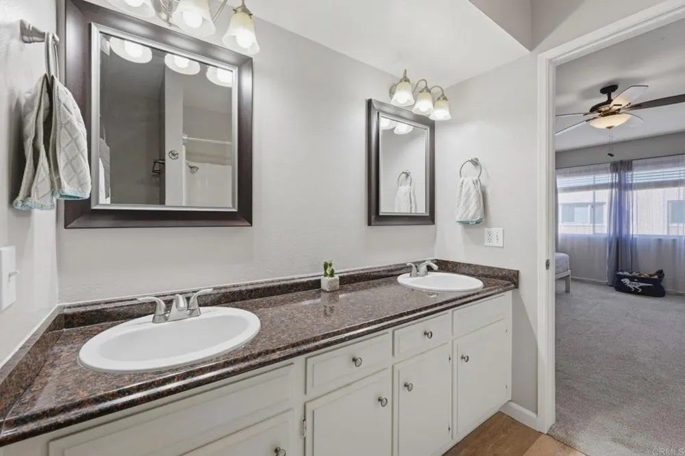 5700 Baltimore Drive #81 La Mesa, CA 91942
