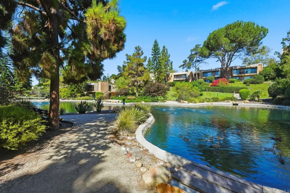 5700 Baltimore Drive #81 La Mesa, CA 91942