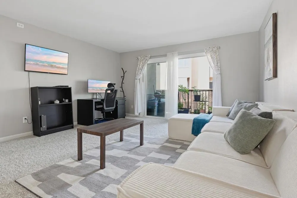 5700 Baltimore Drive #81 La Mesa, CA 91942