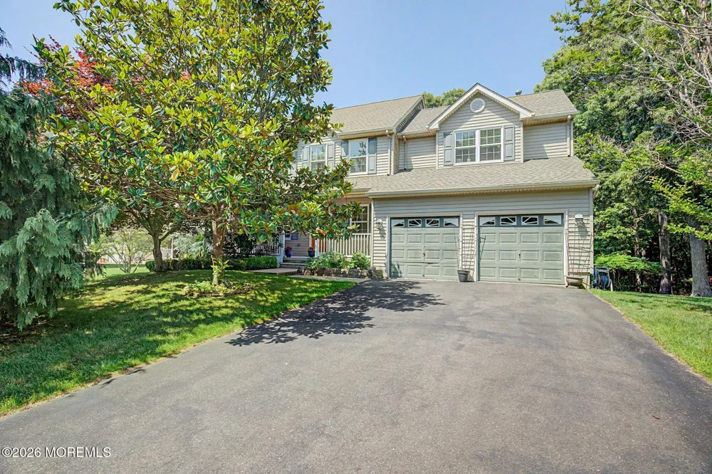 8 Cambridge Court Little Egg Harbor, NJ 08087