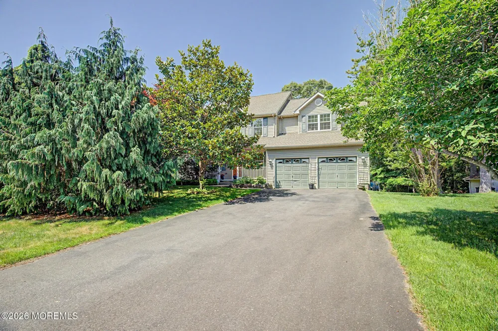 8 Cambridge Court Little Egg Harbor, NJ 08087