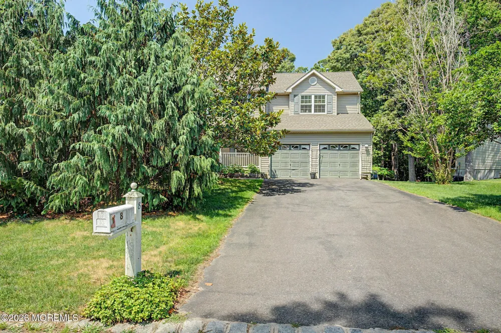 8 Cambridge Court Little Egg Harbor, NJ 08087