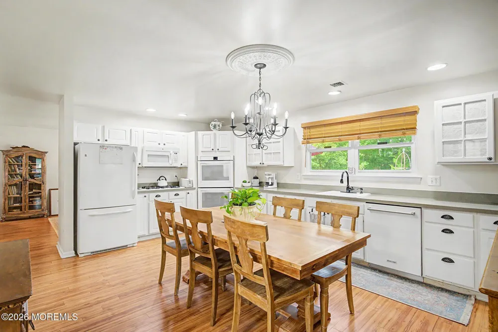 8 Cambridge Court Little Egg Harbor, NJ 08087