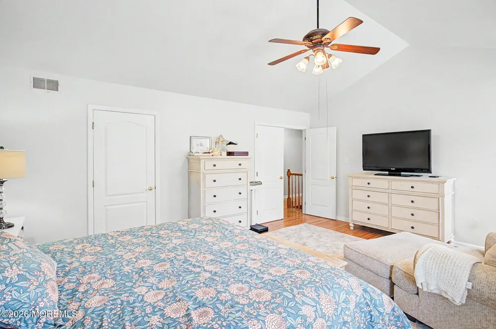 8 Cambridge Court Little Egg Harbor, NJ 08087
