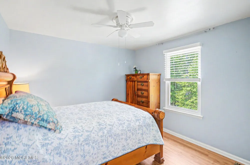 8 Cambridge Court Little Egg Harbor, NJ 08087