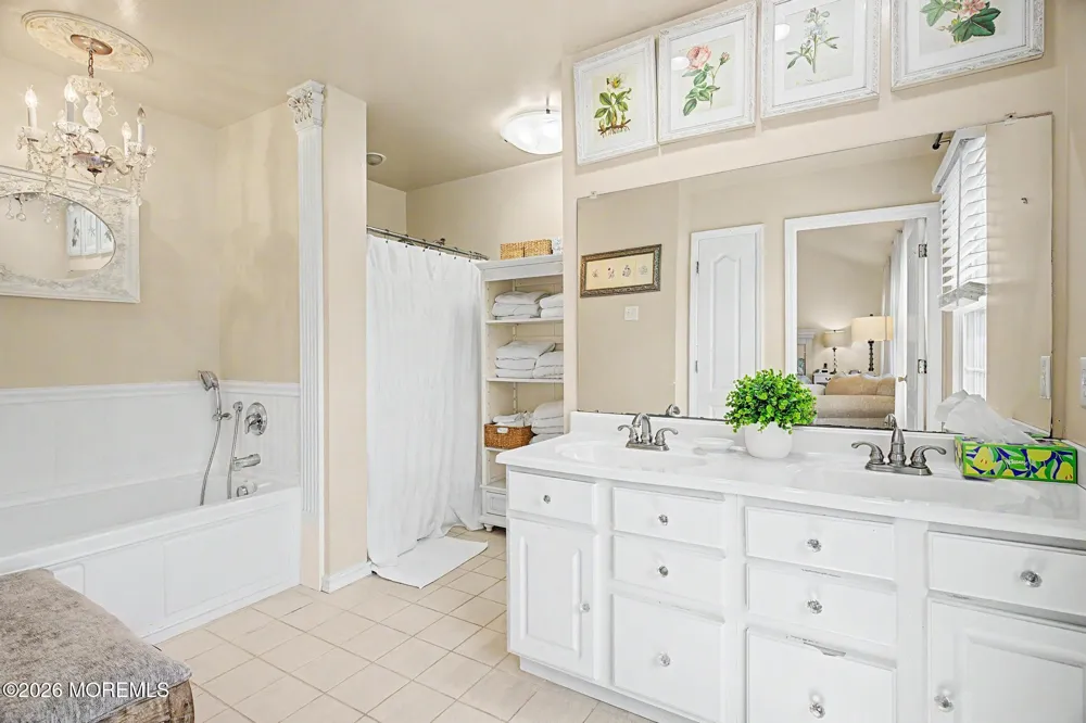 8 Cambridge Court Little Egg Harbor, NJ 08087