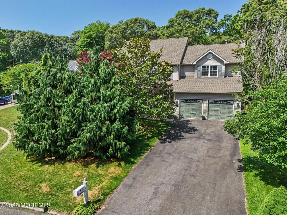 8 Cambridge Court Little Egg Harbor, NJ 08087