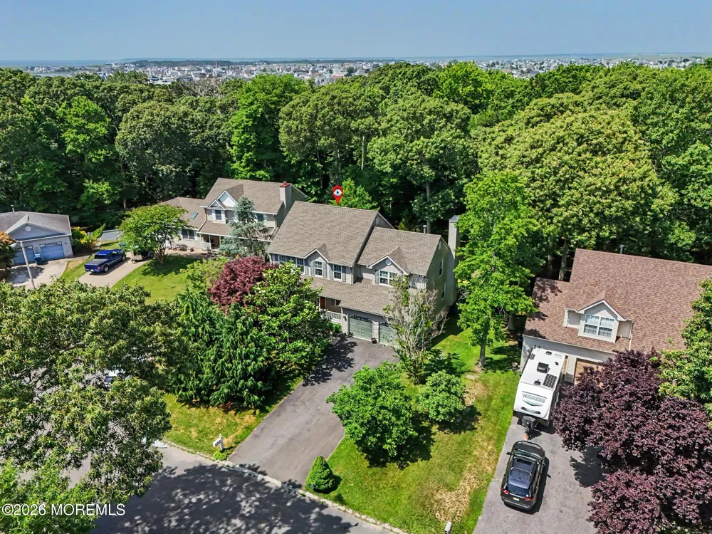 8 Cambridge Court Little Egg Harbor, NJ 08087