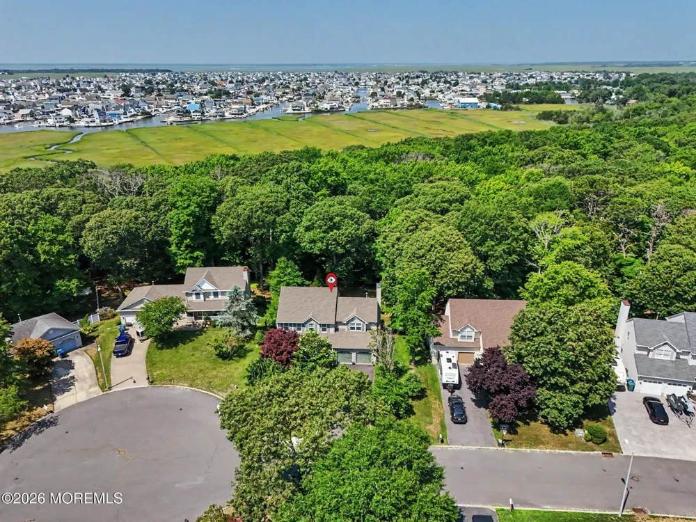 8 Cambridge Court Little Egg Harbor, NJ 08087