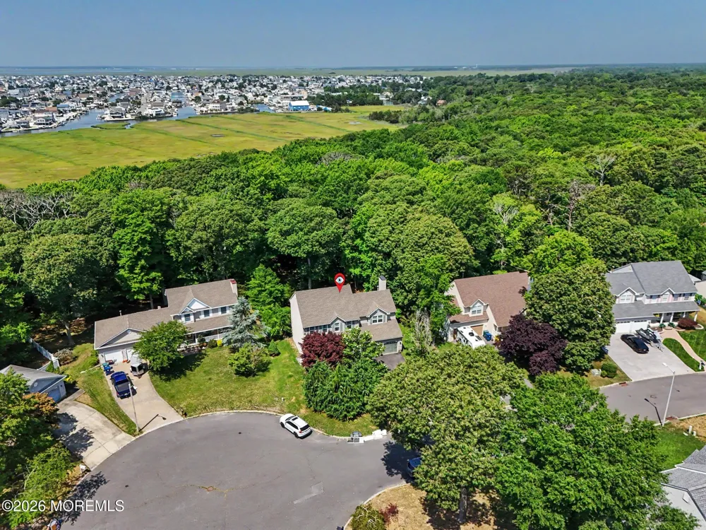 8 Cambridge Court Little Egg Harbor, NJ 08087