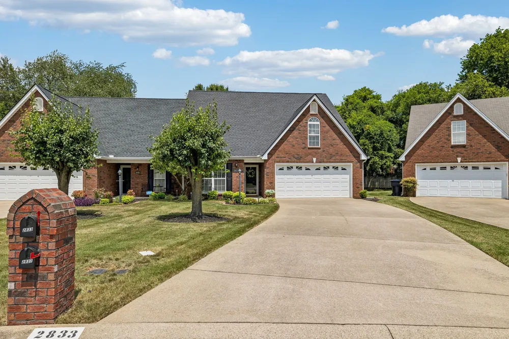 2833 Stonehedge Dr Murfreesboro, TN 37128