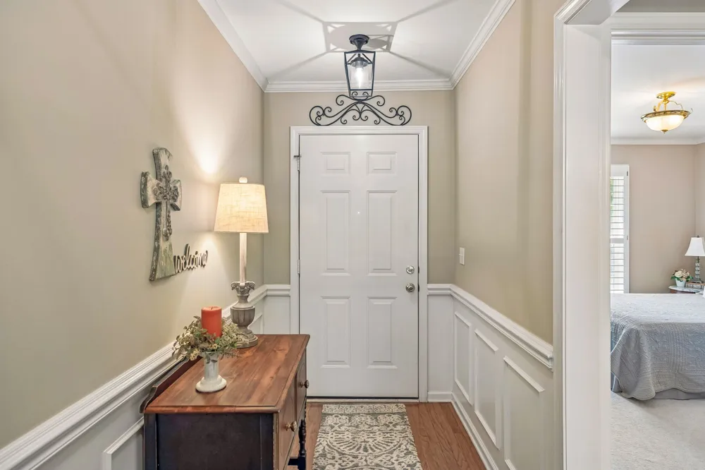 2833 Stonehedge Dr Murfreesboro, TN 37128