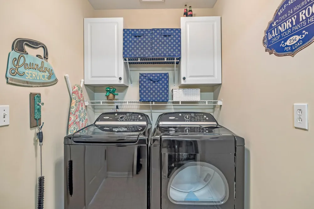2833 Stonehedge Dr Murfreesboro, TN 37128
