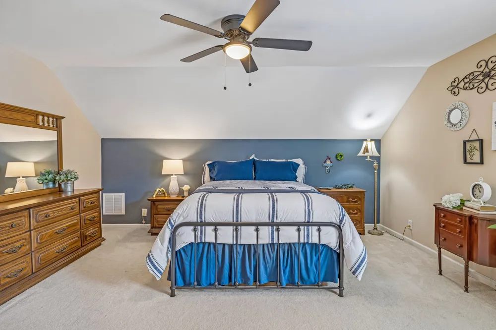 2833 Stonehedge Dr Murfreesboro, TN 37128