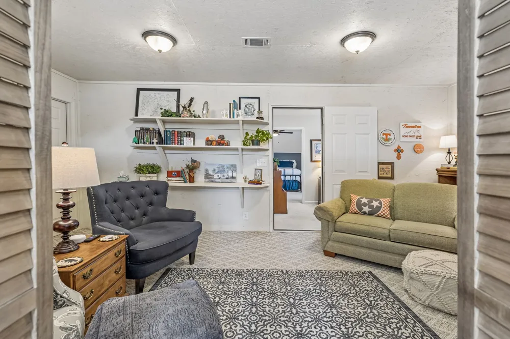 2833 Stonehedge Dr Murfreesboro, TN 37128