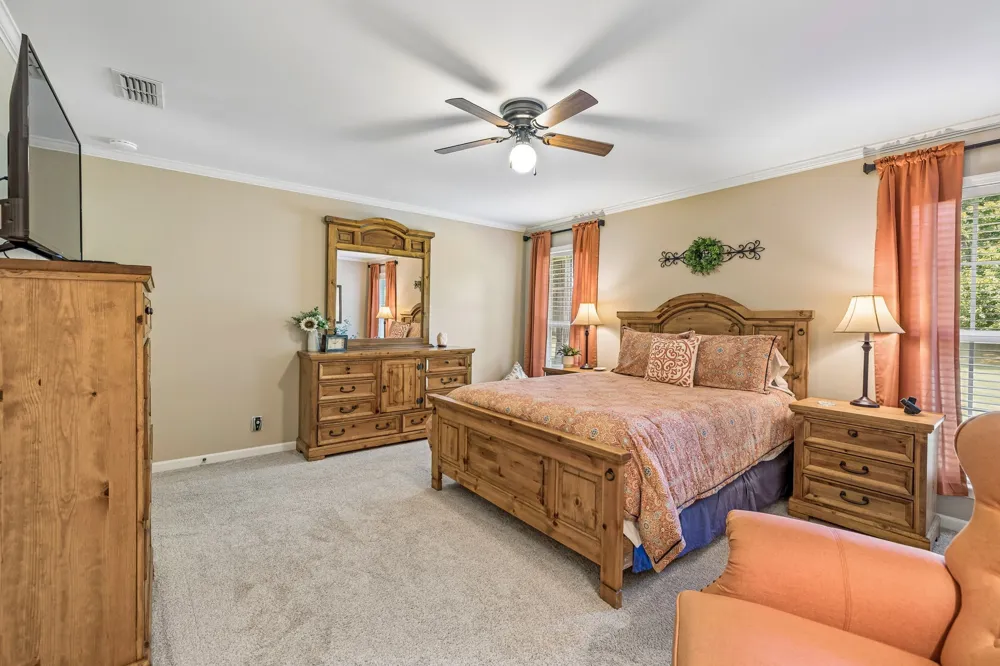 2833 Stonehedge Dr Murfreesboro, TN 37128