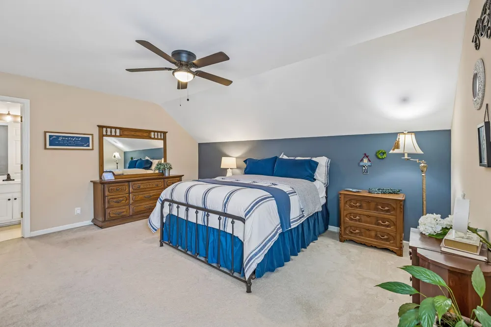 2833 Stonehedge Dr Murfreesboro, TN 37128