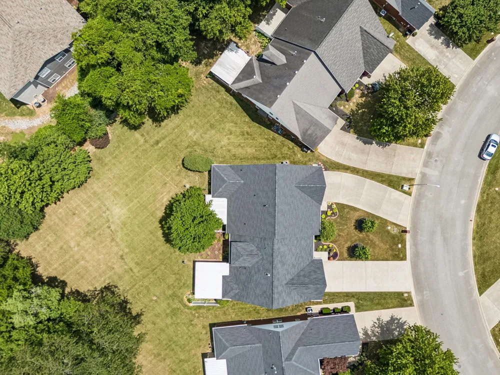 2833 Stonehedge Dr Murfreesboro, TN 37128