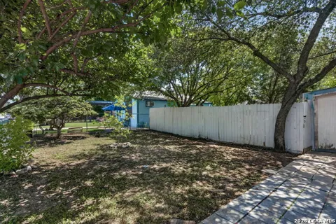 732 S San Eduardo Ave