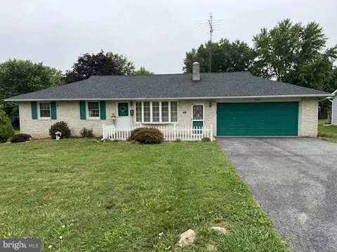 5893 AMBAU ROAD