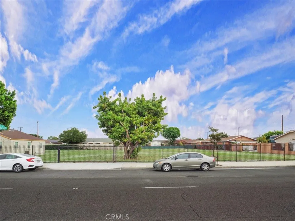 22108 Avalon Carson, CA 90745