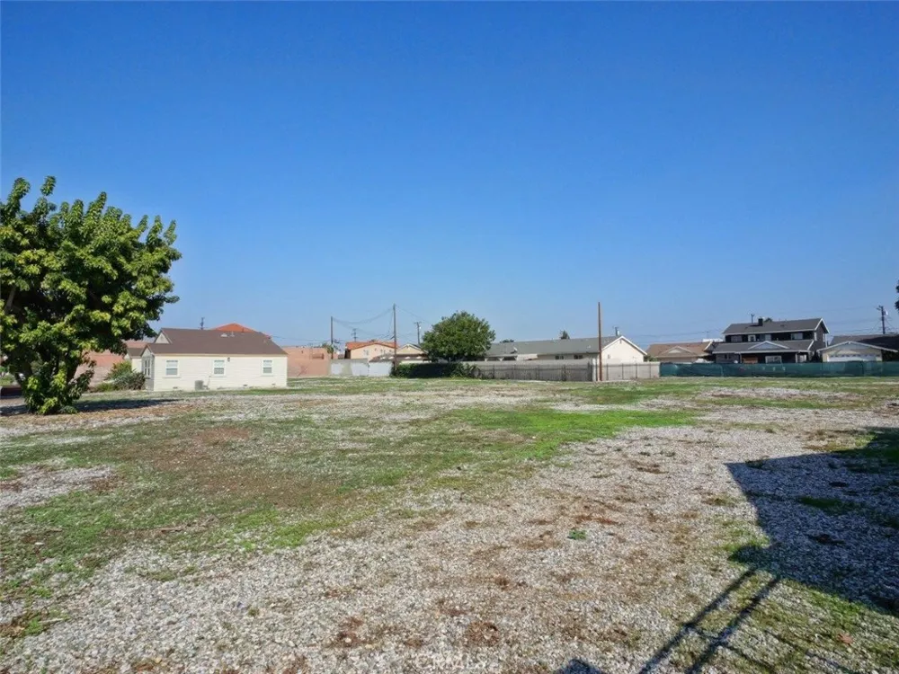 22108 Avalon Carson, CA 90745