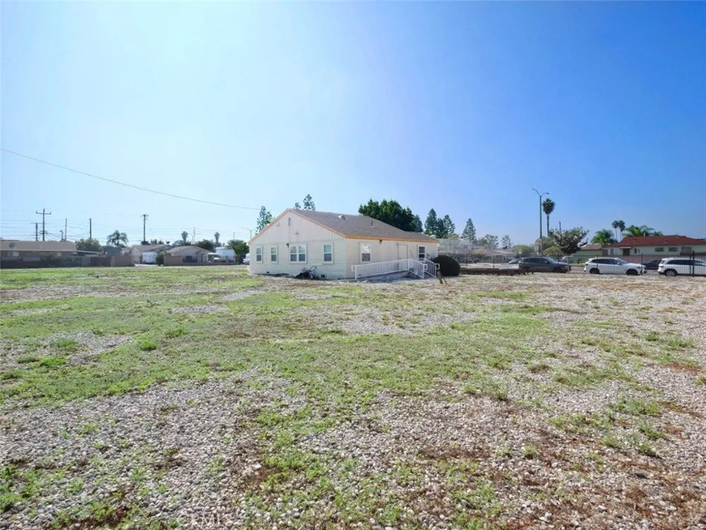 22108 Avalon Carson, CA 90745