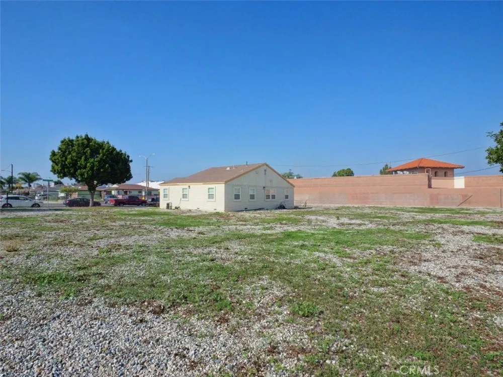 22108 Avalon Carson, CA 90745