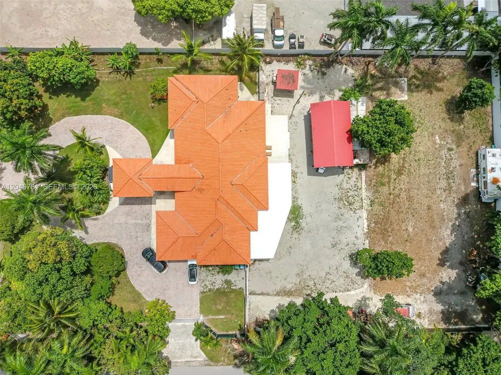 18390 SW 200th St Miami, FL 33187