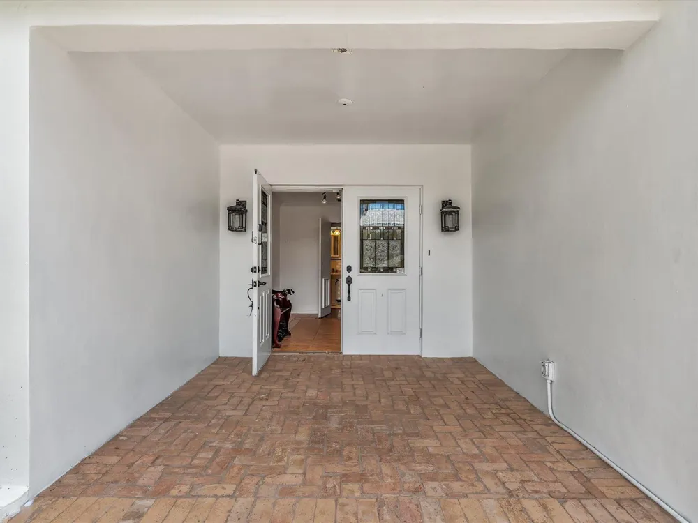 518 Riverside Drive Pompano Beach, FL 33062