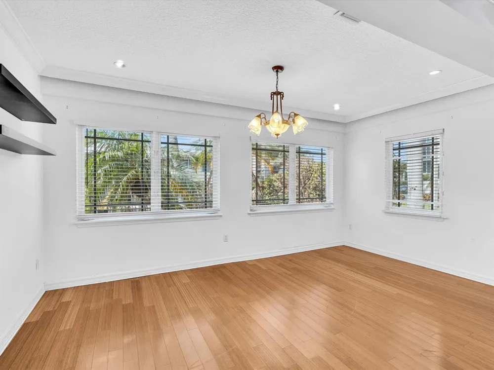 518 Riverside Drive Pompano Beach, FL 33062