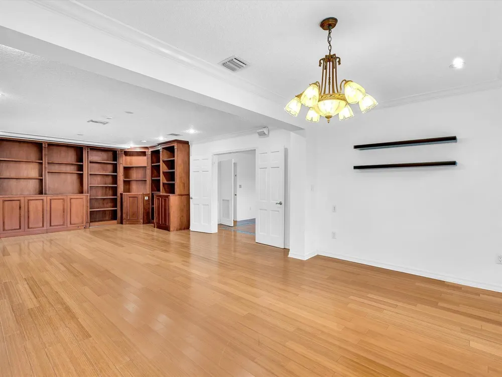 518 Riverside Drive Pompano Beach, FL 33062