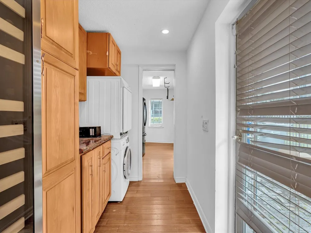 518 Riverside Drive Pompano Beach, FL 33062