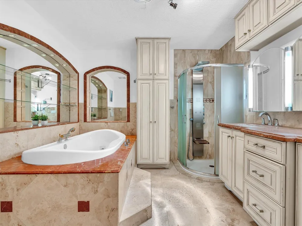 518 Riverside Drive Pompano Beach, FL 33062