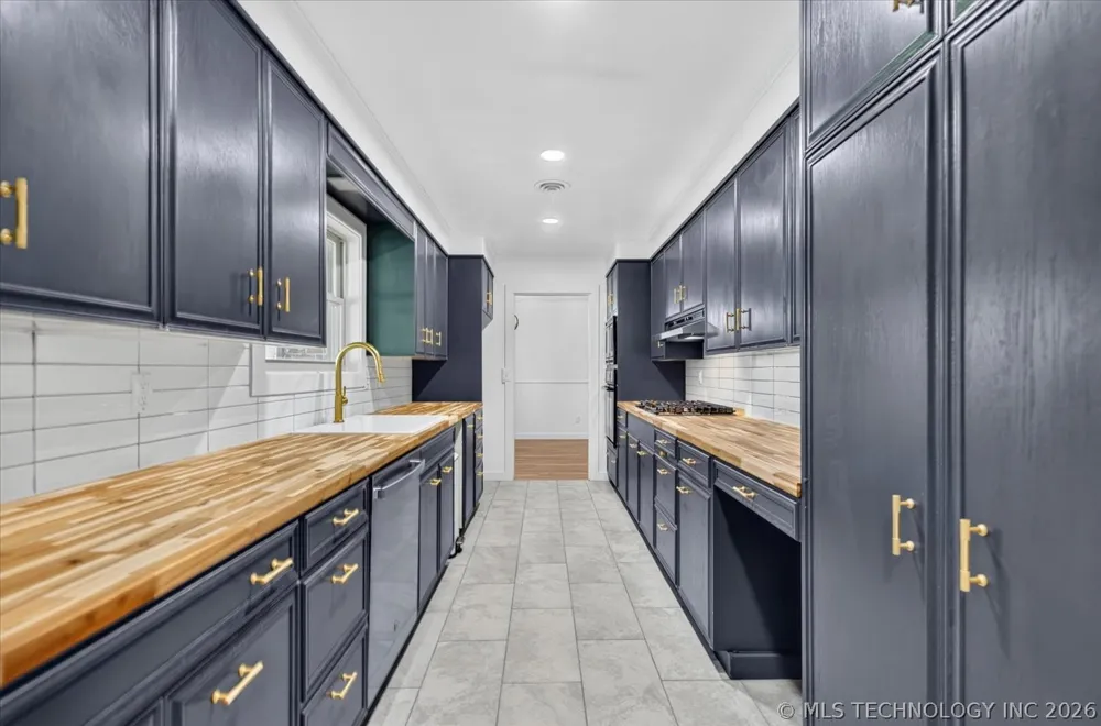 1428 Melmart Bartlesville, OK 74006
