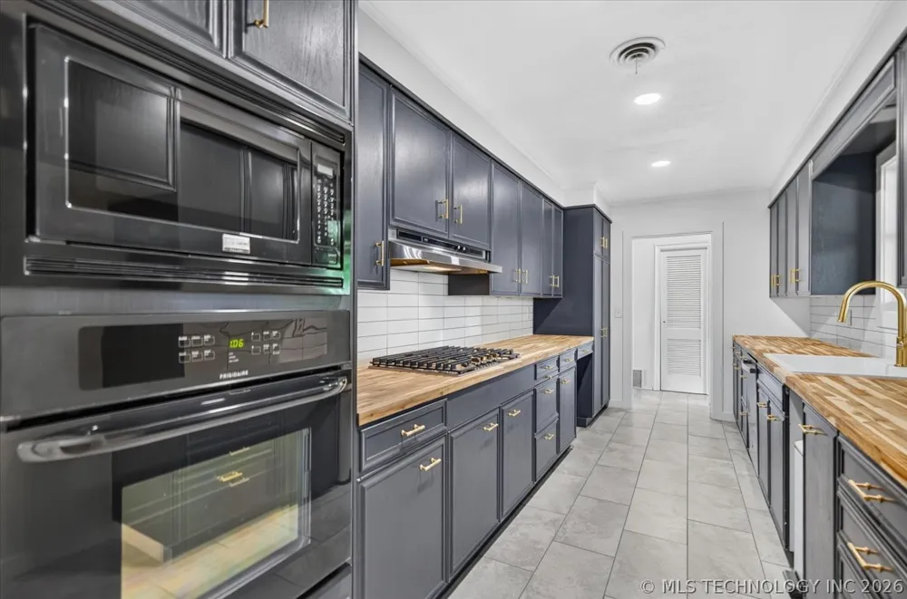 1428 Melmart Bartlesville, OK 74006