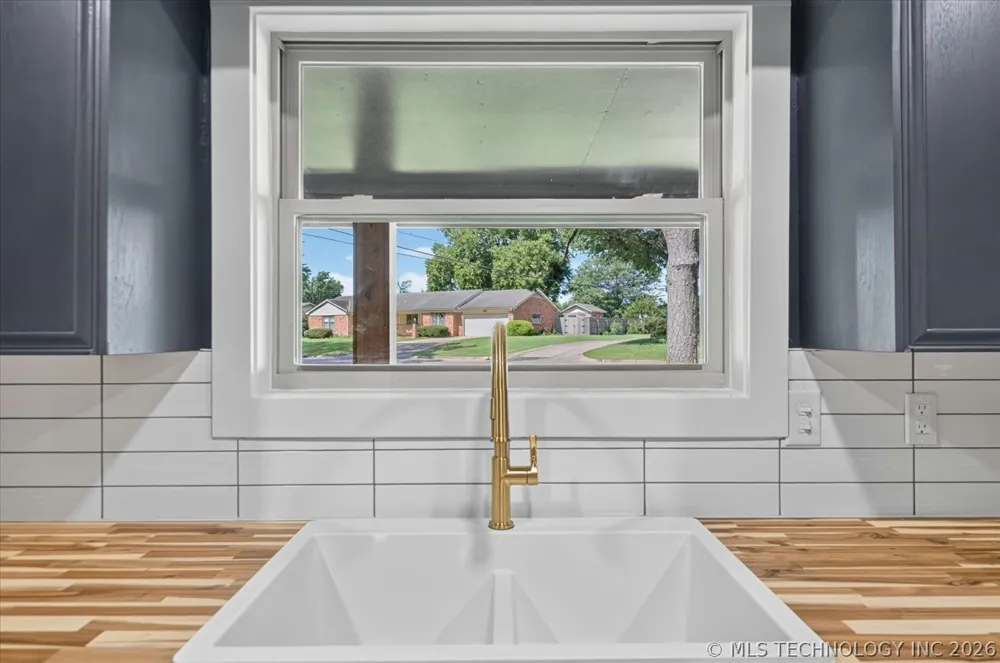 1428 Melmart Bartlesville, OK 74006