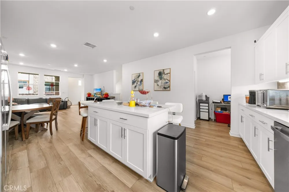 12826 Denali Way Eastvale, CA 92880