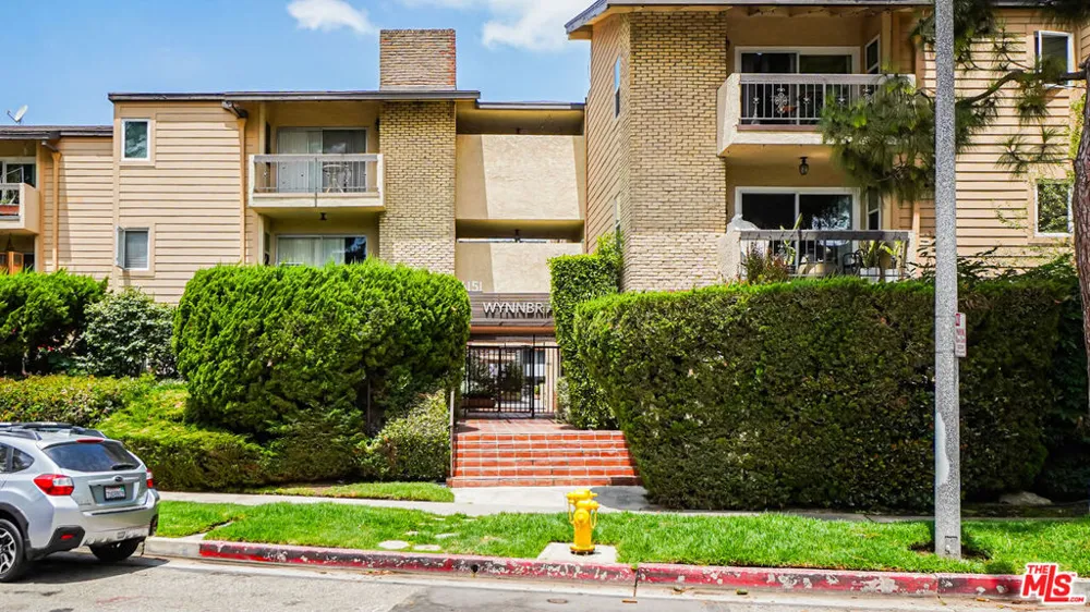6151 Canterbury Drive #103 Culver City, CA 90230