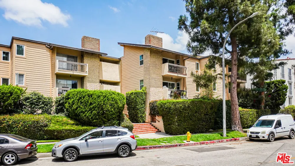 6151 Canterbury Drive #103 Culver City, CA 90230