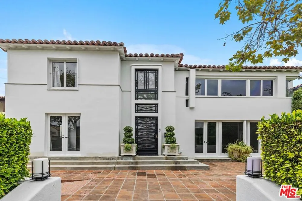 305 S Bedford Drive Beverly Hills, CA 90212