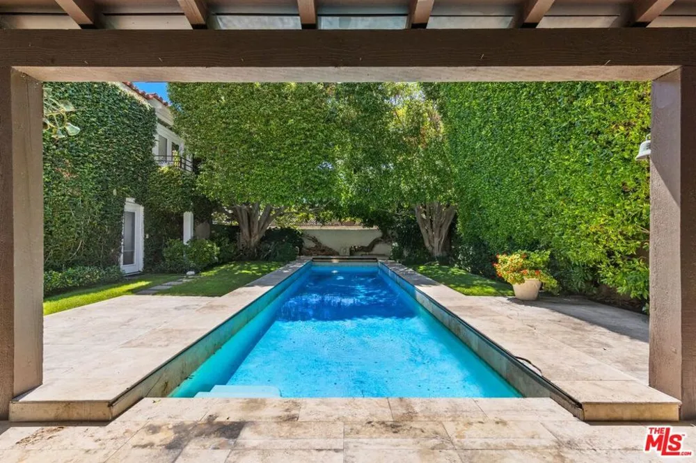 305 S Bedford Drive Beverly Hills, CA 90212