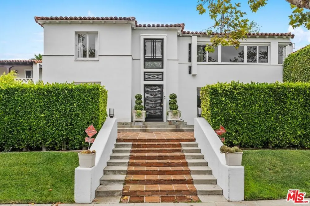 305 S Bedford Drive Beverly Hills, CA 90212