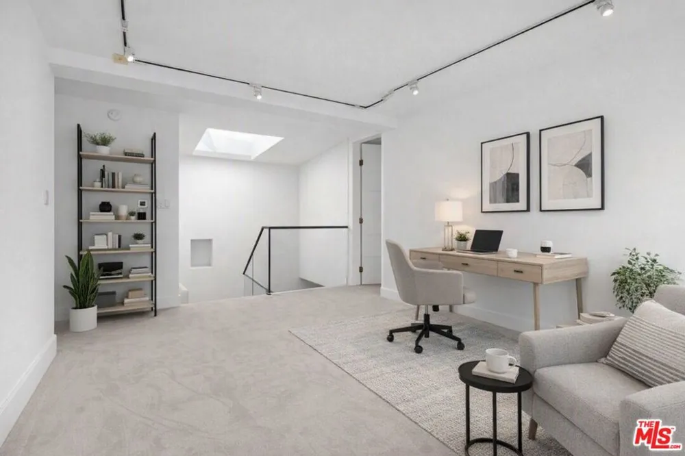 305 S Bedford Drive Beverly Hills, CA 90212