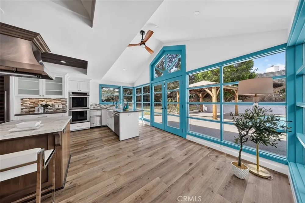20001 Hiawatha Street Chatsworth, CA 91311