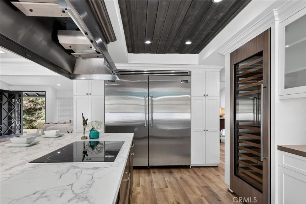 20001 Hiawatha Street Chatsworth, CA 91311